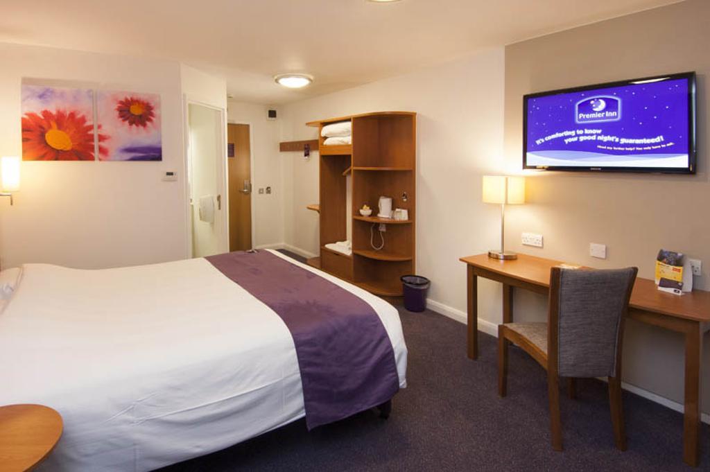 Premier Inn Glasgow - Cumbernauld Δωμάτιο φωτογραφία